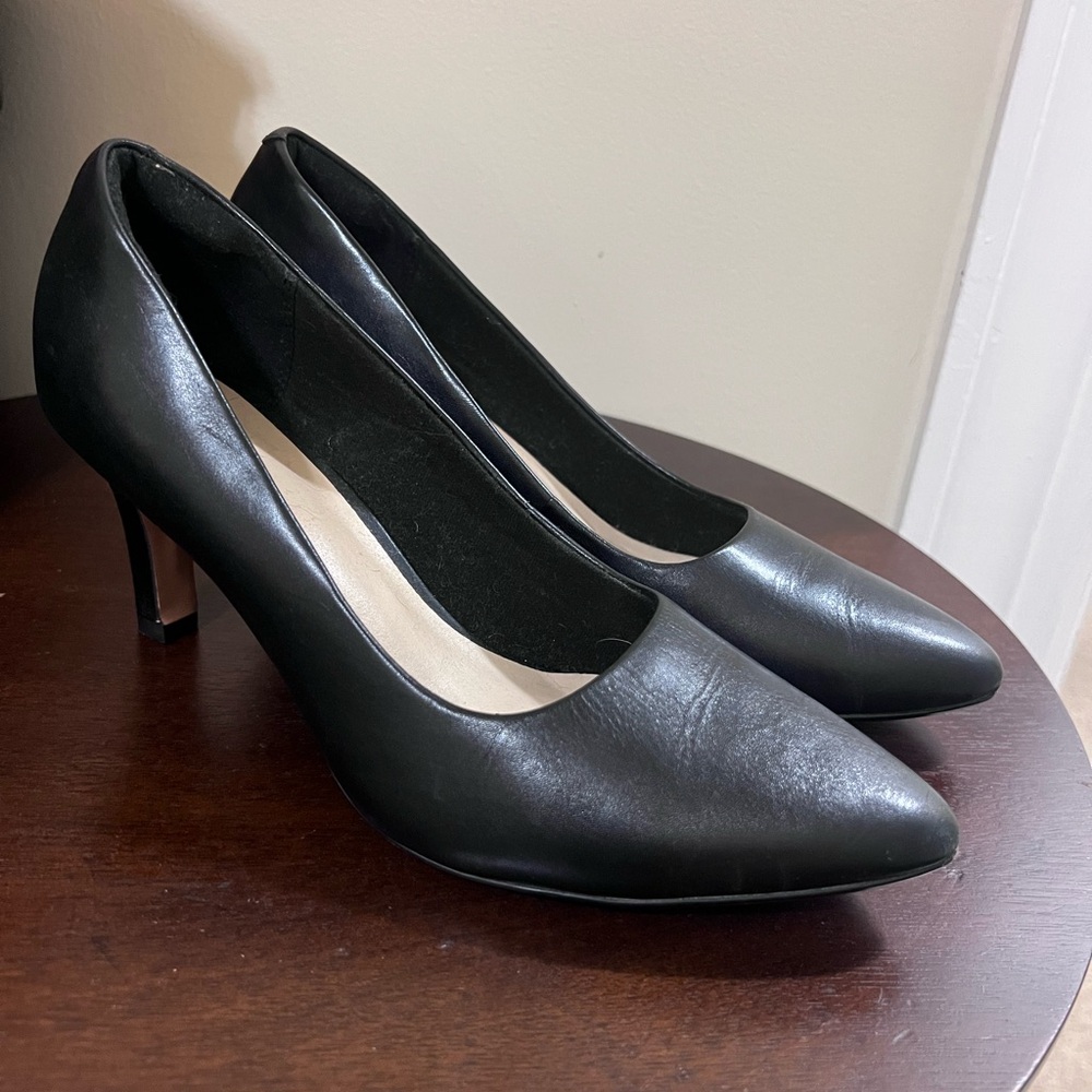 CLARKS - Black Flight Attendant Shoes
